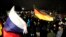 Флаги Германии и России на одной из демонстраций антиисламского движения ПЕГИДА в Дрездене