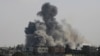 Дим піднімається від вибуху, спричиненого ізраїльськими авіаударами у Секторі Гази, 10 жовтня 2023 року