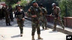 Речник губернатора Нангархару стверджує, що поліція та силовики спіймали 1 025 в’язнів, які намагалися втекти після нападу на в’язницю