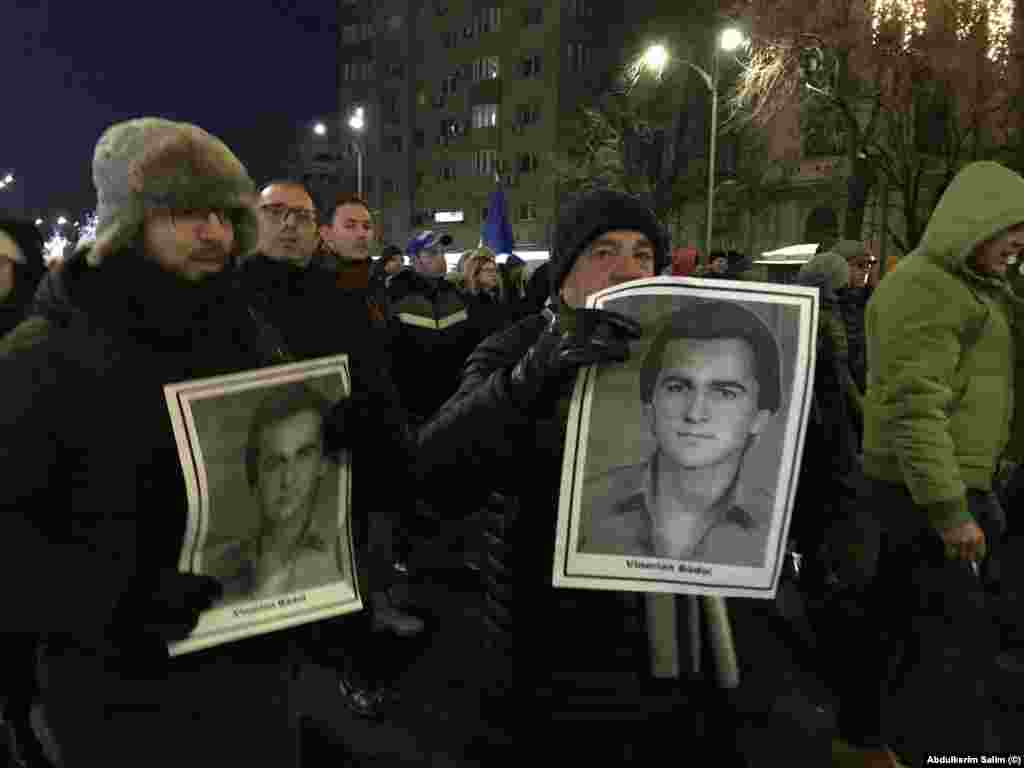 De la Piața Voctoriei spre Universitate