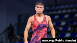 Адилет Акылбеков.