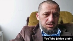 Bloggerul cecen Imran Aliyev (captură YouTube)