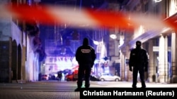 Поліцейські оточили район, де може переховуватися підозрюваний у стрілянині, Страсбург, Франція, 12 грудня 2018 року