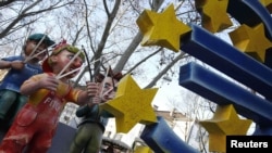 Крах евро не входит ни в чьи планы, уверяют эксперты.