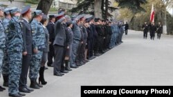 В Цхинвале утверждают, что сокращение штата предусмотрено в рамках секторального соглашения между правоохранительными ведомствами РЮО и РФ, подписанного в мае 2016 г.