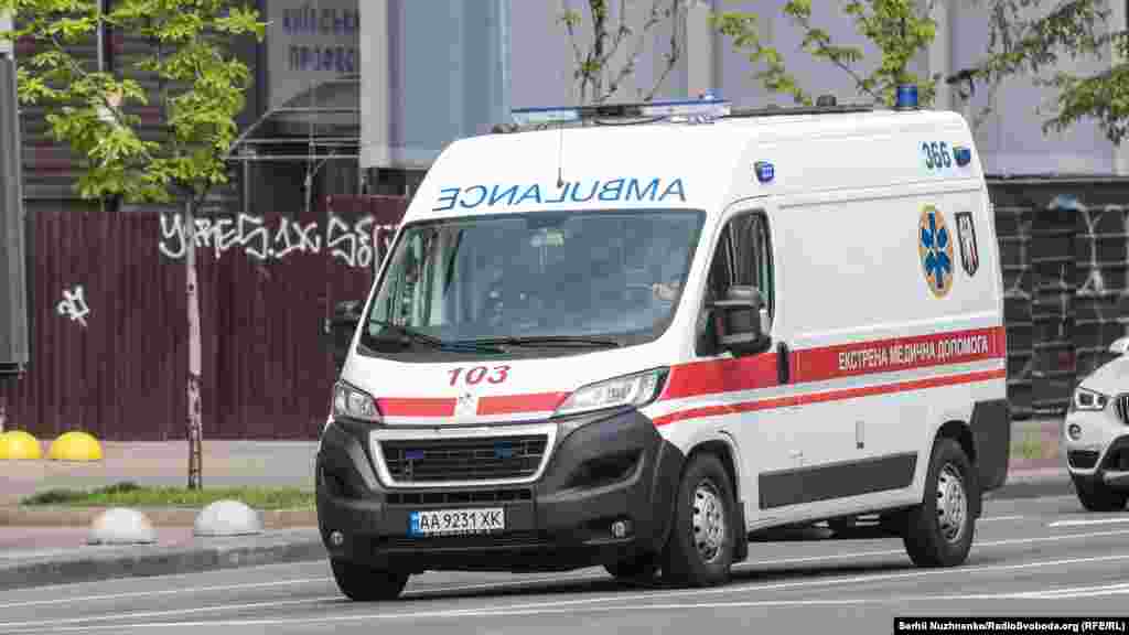 В Україні від початку пандемії на COVID-19 захворіло 2387 медиків. Внаслідок ускладнень, викликаних хворобою, 18 медпрацівників померло 