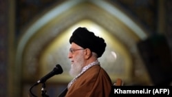 سخنرانی اول فروردین امسال علی خامنه‌ای را شاید بتوان یکی از «خشمگینانه‌ترین» سخنرانی‌های چند دهه اخیر او از منظر سیاست خارجی دانست. 