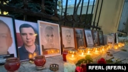 Меморіал біля посольства Білорусі у Вільнюсі на честь білорусів, які загинули після президентських виборів 2020 року, архівне фото