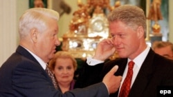 Boris Jelcin i Bill Clinton, 1998