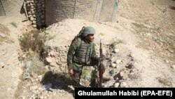 Afganistanski vojnik u Laghmanu, gdje su talibani prošle nedjelje pokrenuli ofanzivu. 