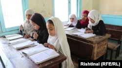 شارژدافیر آمریکا از محدودیت‌های طالبان برای زنان و دختران افغان انتقاد کرد.