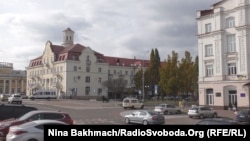 Напередодні російські війська обстріляли Чернігів, в зоні ураження були приватні та багатоповерхові житлові будинки