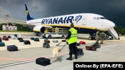 A Ryanair gépe miután leszállt Minszkben 2021. május 23-án.