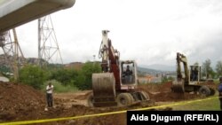 Ekshumacija na Alipašinom polju, Sarajevo, 7.6.2013.