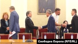 Ръководствата на ДПС и "Има такъв народ" на среща в началото на 46-то Народно събрание 