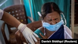 Vakcinacija zdravstvenih radnika, Odisha, Indija (16. januar 2021.)