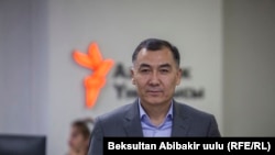 Равшан Жеенбеков.