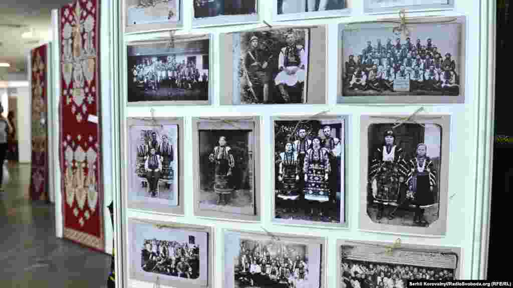 Унікальні фотографії, що демонструють глибоке історичне минуле українського національного костюму