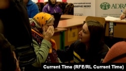 Civili ucraineni evacuându-se din Kupiansk la începutul lunii octombrie.