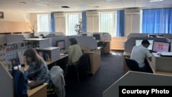 Ақтөбелік "Диапазон" газетінің редакциясында жұмыс істеп отырған журналистер