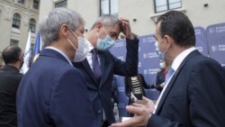 Ludovic Orban discută cu Dan Barna și Dacian Cioloș