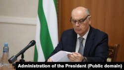 Аслан Бжания