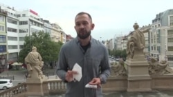 Виставка креативних захисних масок відкрилася у Празі