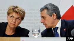 Виола Амхерд жана Иняцио Кассис. 2024-жылдын 10-июну. 