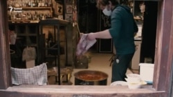 "77 ezer a nyugdíjam, 55 a rezsi" - hogy segít a Heti Betevő?