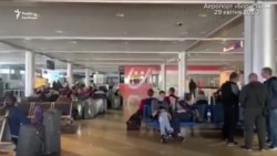 Українці 9 годин не могли вилетіти на роботу в Англію: «Це порушення наших конституційних прав»