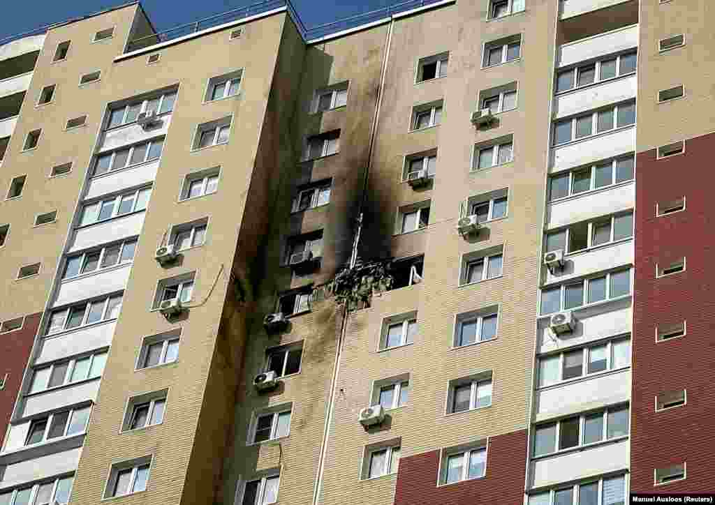 Інший житловий будинок у Києві, пошкоджений під час атаки