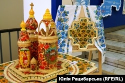 Розпис на дереві