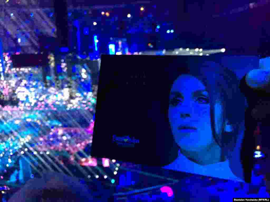 Співачку підтримували у глядацькому залі Globe Arena