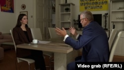 Martin Dvoržak tokom intervjua za Radio Slobodna Evropa u Pragu, 11. juna 2025.