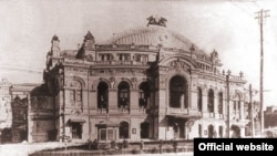Оперний театр у Києві. Фотографія початку 20-го сторіччя