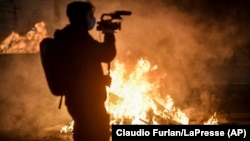 Ciocniri între protestatari și poliție, în Torino