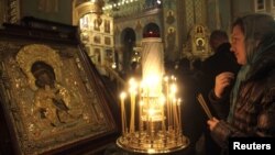 Православні парафії в Таджикистані адміністративно підпорядковані Душанбинській єпархії РПЦ з єпархіальним управлінням в Душанбе і налічують шість храмів і молитовних будинків, в яких служать п’ять священиків