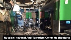 Trinaest ljudi je povrijeđeno