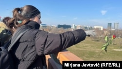 Студентка која е дел од блокадата на белградскиот мост Газела, 9 февруари 2025 година