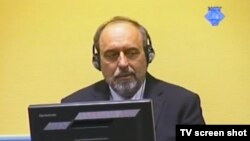 Goran Hadžić tokom suđenja