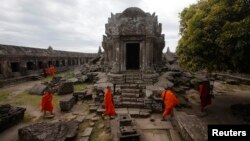 Бангкок менен Пномпен жүздөн ашык жылдан бери храм комплекстери турган аймакты талашып келет.