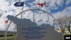 Разделительные линии вдоль административных границ Абхазии и Южной Осетии выступают как линии соприкосновения НАТО и России