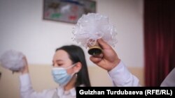 Бишкектеги мектептердин бири.