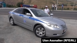 Сүрөттүн окуяга тиешеси жок. 