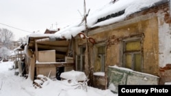 Если до вечера температура теплоносителя в системе отопления существенно не поднимется, в условиях тридцатиградусных морозов, которые обещают предстоящей ночью синоптики, возникнет реальная угроза разморозки систем в ряде школ и других учреждениях.