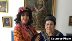 В январе 2020 года бывшие коллеги Лайло Шарифи (справа)  - Борис и Тамара Катаевы навестили ее в Дюссельдорфе