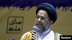 محمود علوی، وزیر اطلاعات ایران.