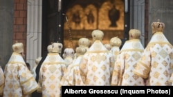 USR PLUS nu este de acord ca mai multe imobile să ajungă din proprietatea statului în cea a Bisericii Ortodoxe. (Imagine generică)