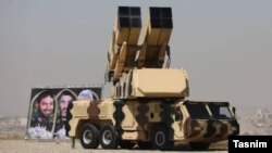 سامانه موشکی که سپاه آن را با نام «۹ دی» در اردیبهشت ۱۴۰۰ رونمایی کرد