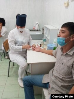 Медсестра Центральной многопрофильной поликлиники города Ангрена.